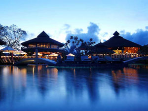 Phuket, Singapore